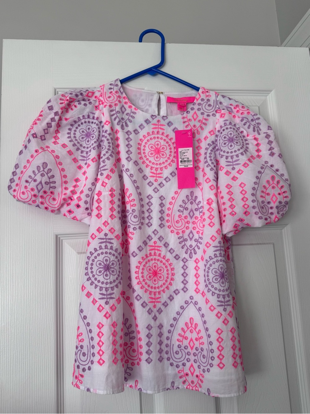 Lilly Pulitzer women's Puff Sleeve top with Pink & Lavender Medallion Print
